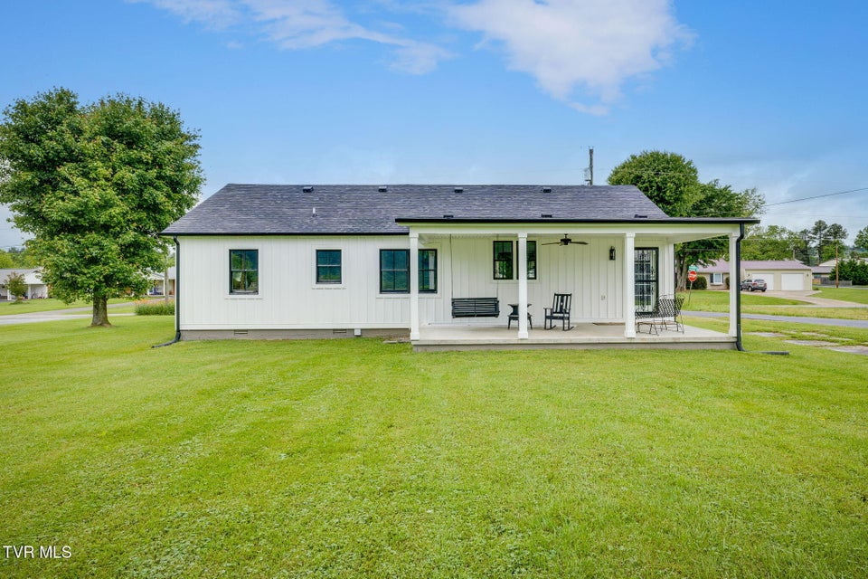 Photo #26: 403 Silver Lake Road