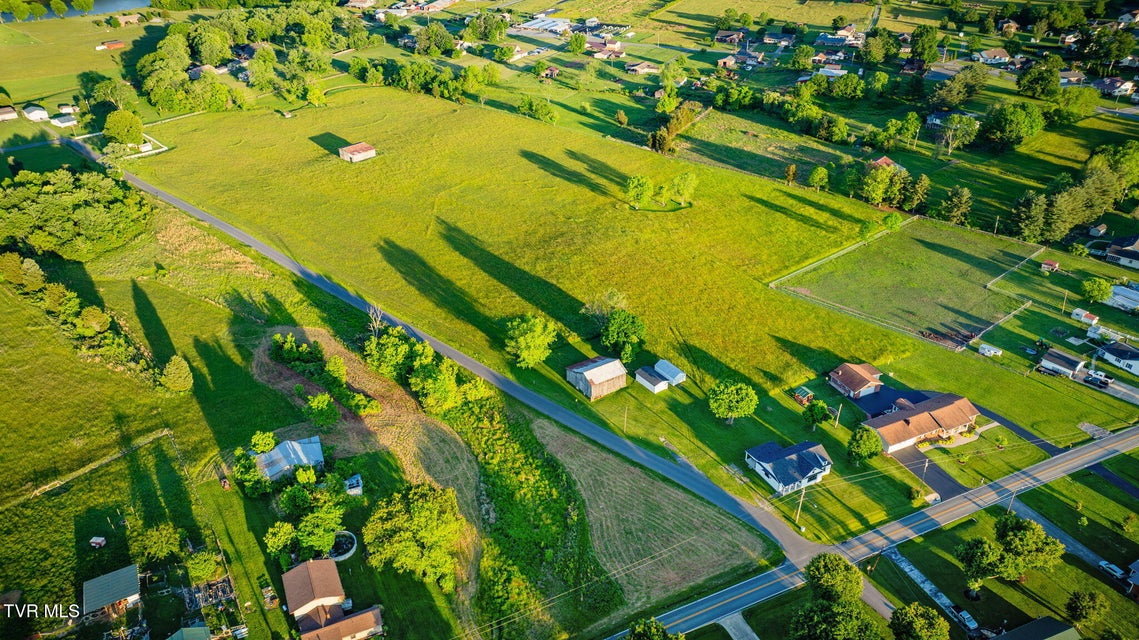 Photo #29: 403 Silver Lake Road