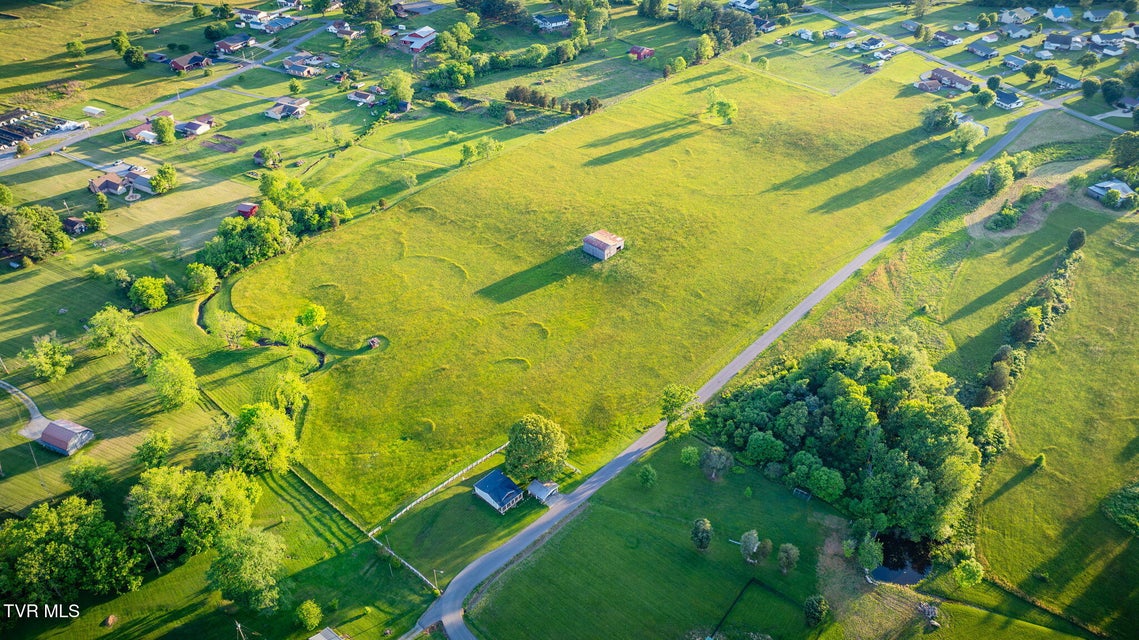 Photo #31: 403 Silver Lake Road