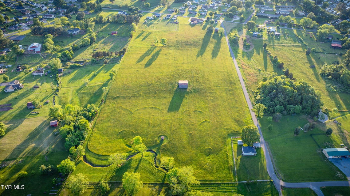 Photo #32: 403 Silver Lake Road