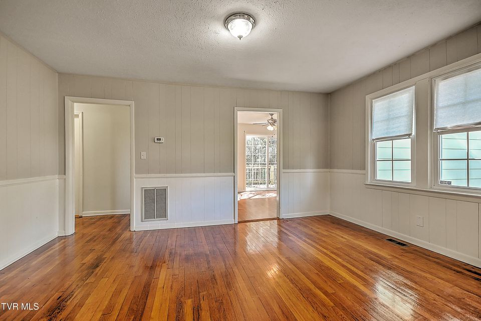 Photo #10: 2145 Highway 93 