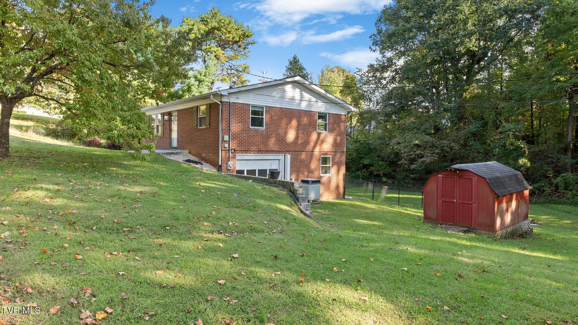 Photo #3: 6005 Shady Grove Road