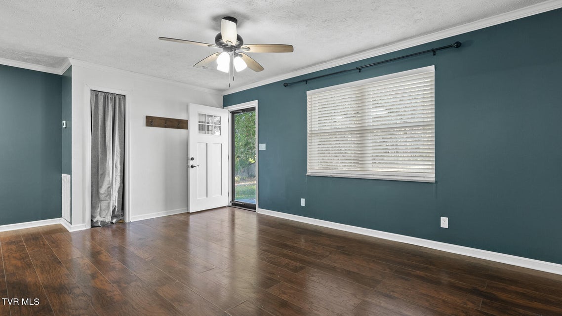 Photo #10: 6005 Shady Grove Road