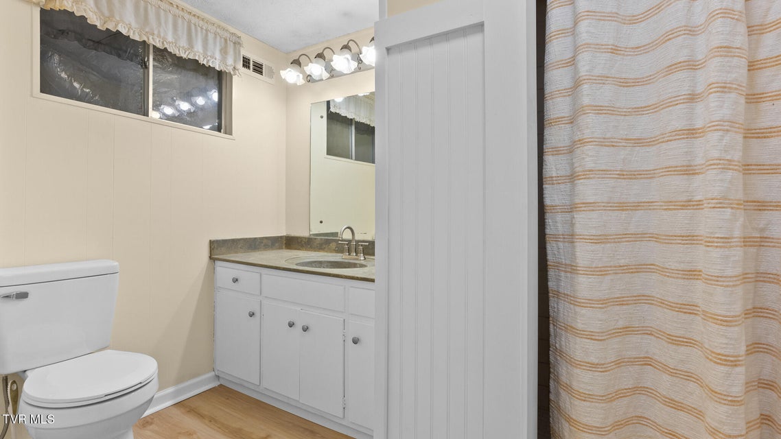 Photo #20: 6005 Shady Grove Road