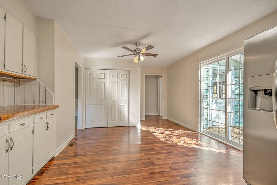 Photo #17: 2145 Highway 93 