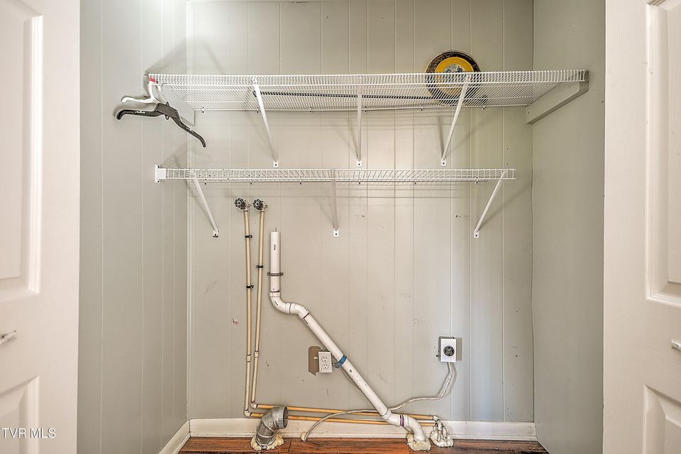 Photo #18: 2145 Highway 93 