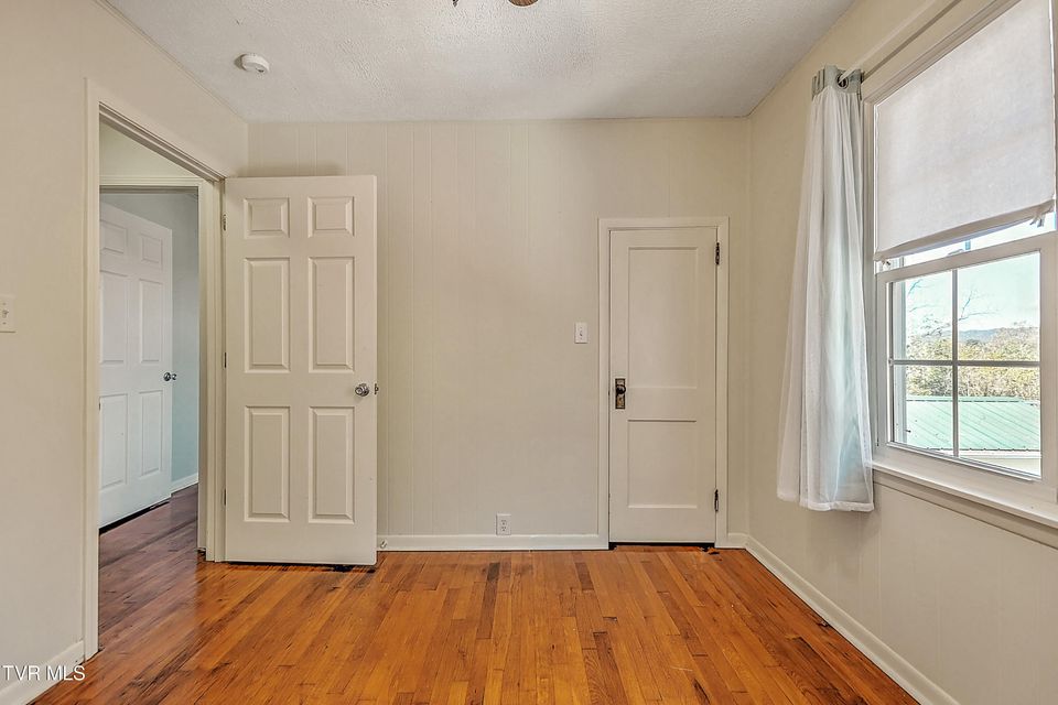 Photo #23: 2145 Highway 93 