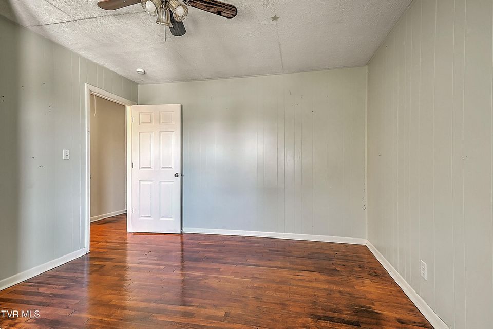 Photo #27: 2145 Highway 93 