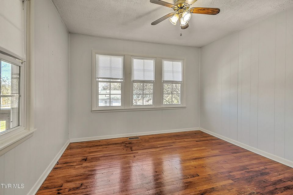 Photo #28: 2145 Highway 93 