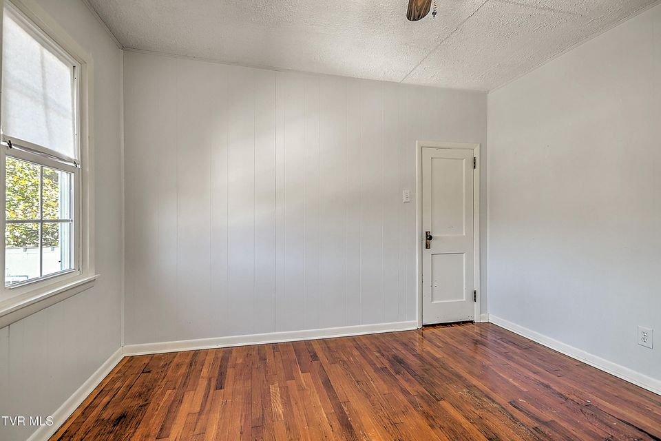 Photo #29: 2145 Highway 93 