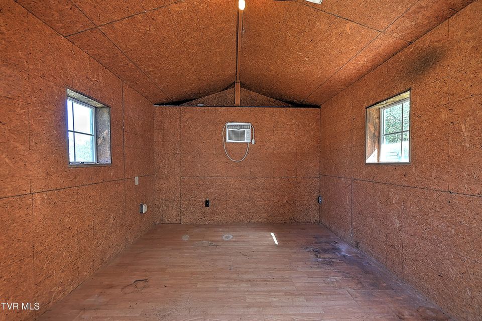 Photo #38: 2145 Highway 93 