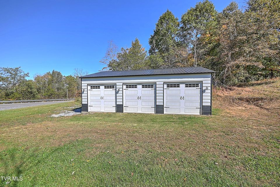 Photo #60: 2145 Highway 93 