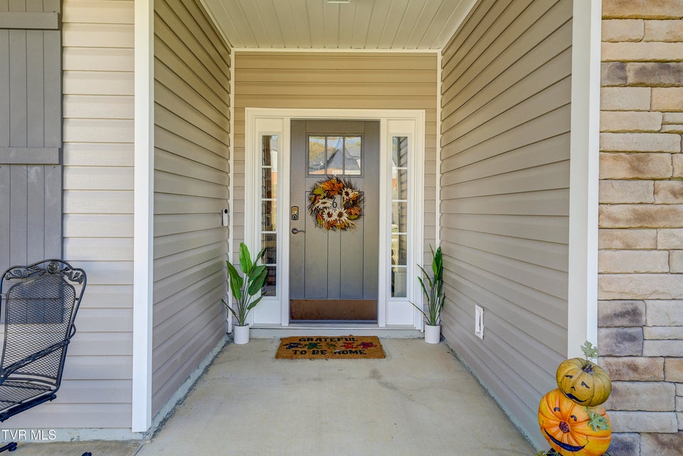 Photo #5: 6 Dartmoor Road