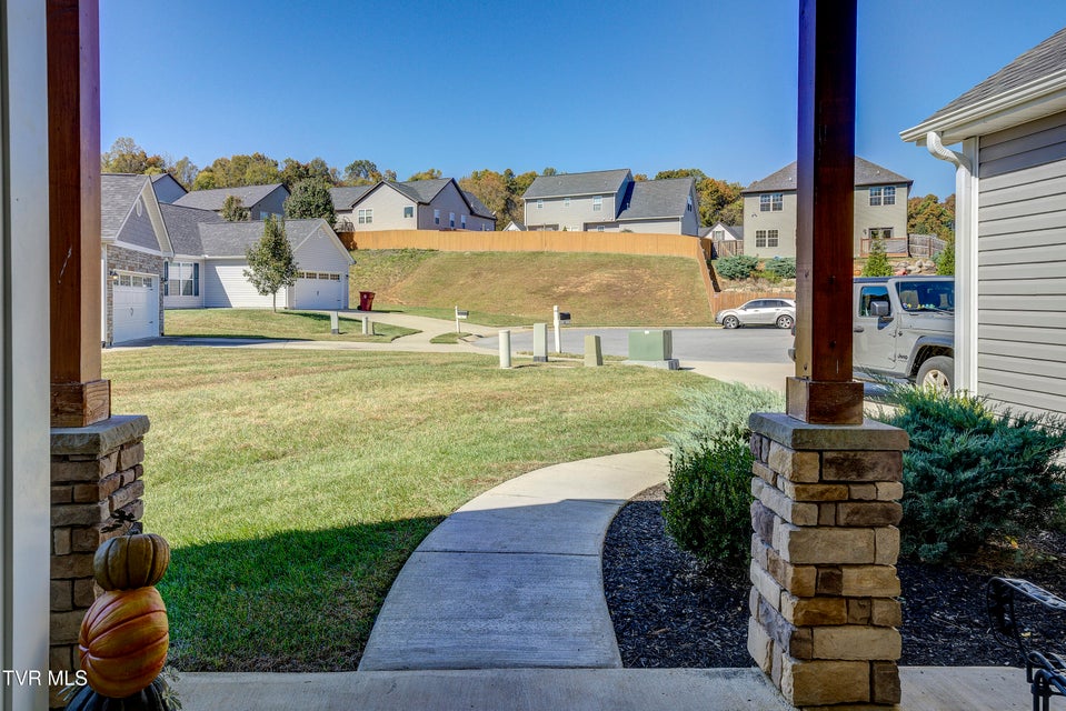 Photo #3: 6 Dartmoor Road