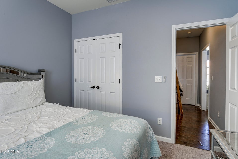 Photo #23: 6 Dartmoor Road