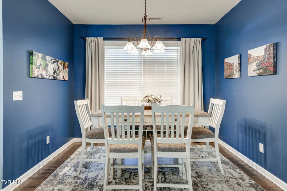 Photo #24: 6 Dartmoor Road