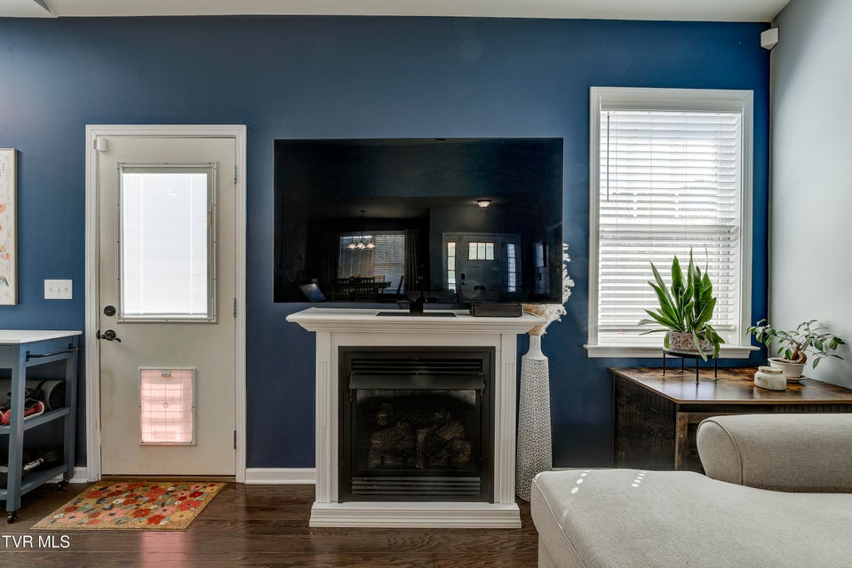 Photo #11: 6 Dartmoor Road