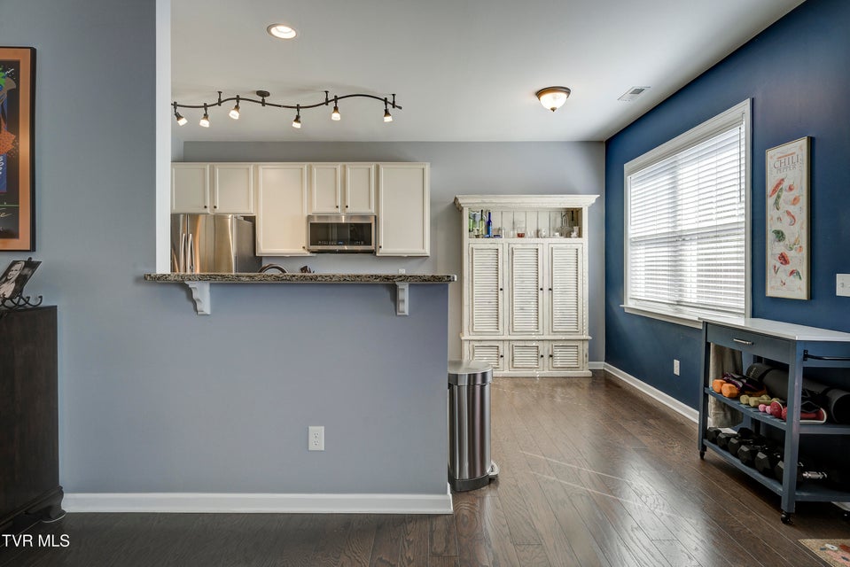 Photo #12: 6 Dartmoor Road