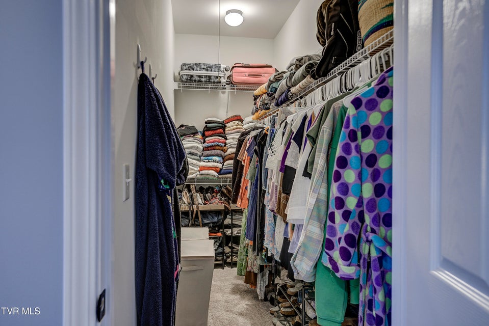 Photo #34: 6 Dartmoor Road