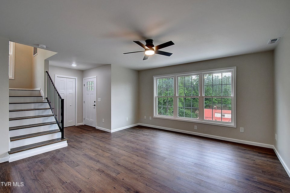 Photo #7: 104 Daniel Lane