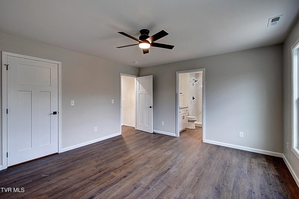 Photo #18: 104 Daniel Lane