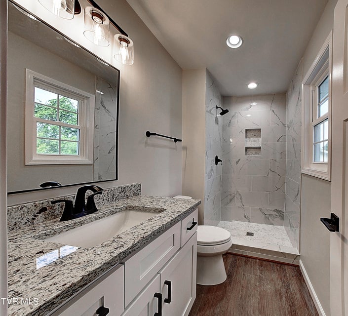 Photo #19: 104 Daniel Lane