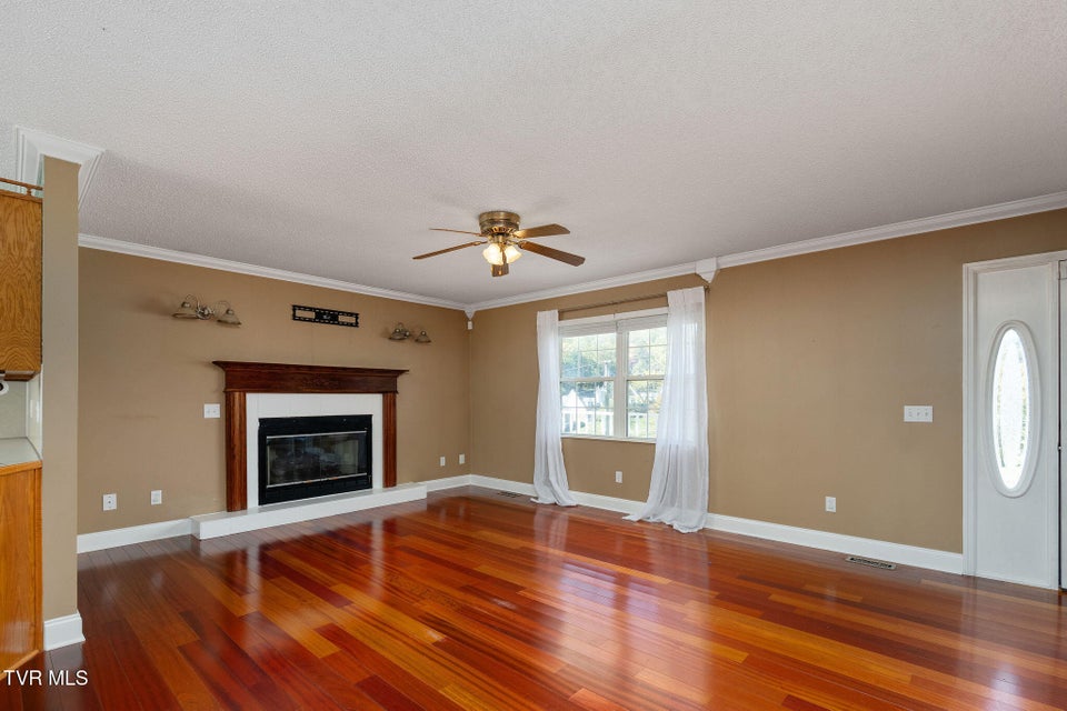 Photo #11: 101 Kings Mountain Drive