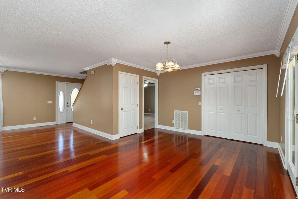 Photo #27: 101 Kings Mountain Drive