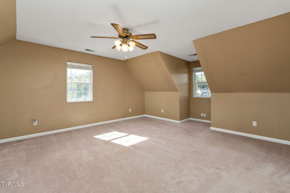 Photo #35: 101 Kings Mountain Drive