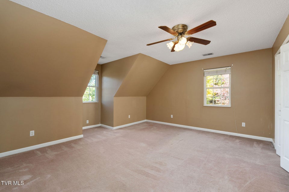 Photo #41: 101 Kings Mountain Drive