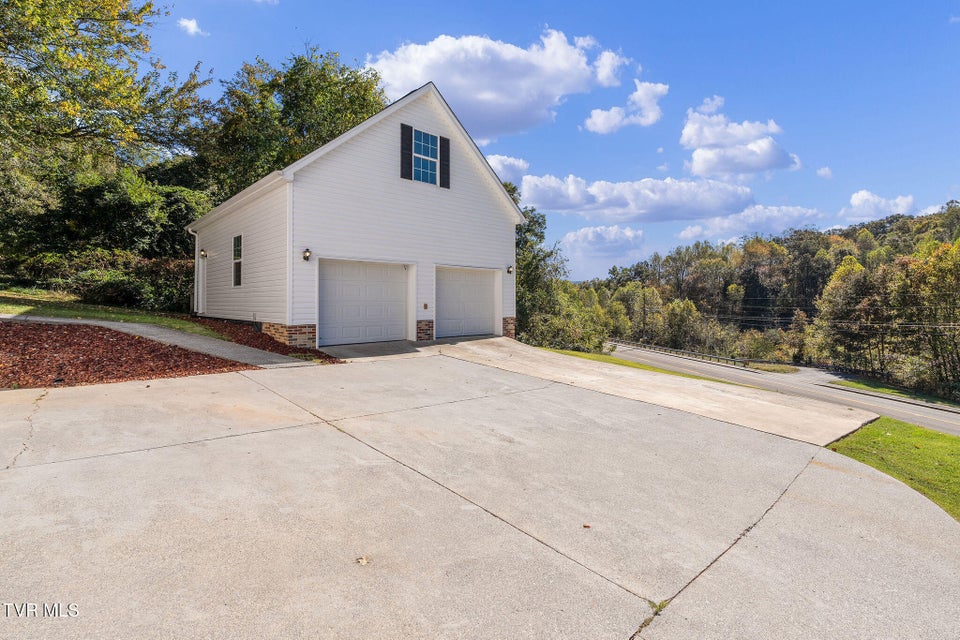 Photo #56: 101 Kings Mountain Drive