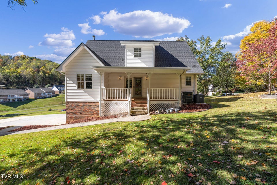 Photo #59: 101 Kings Mountain Drive