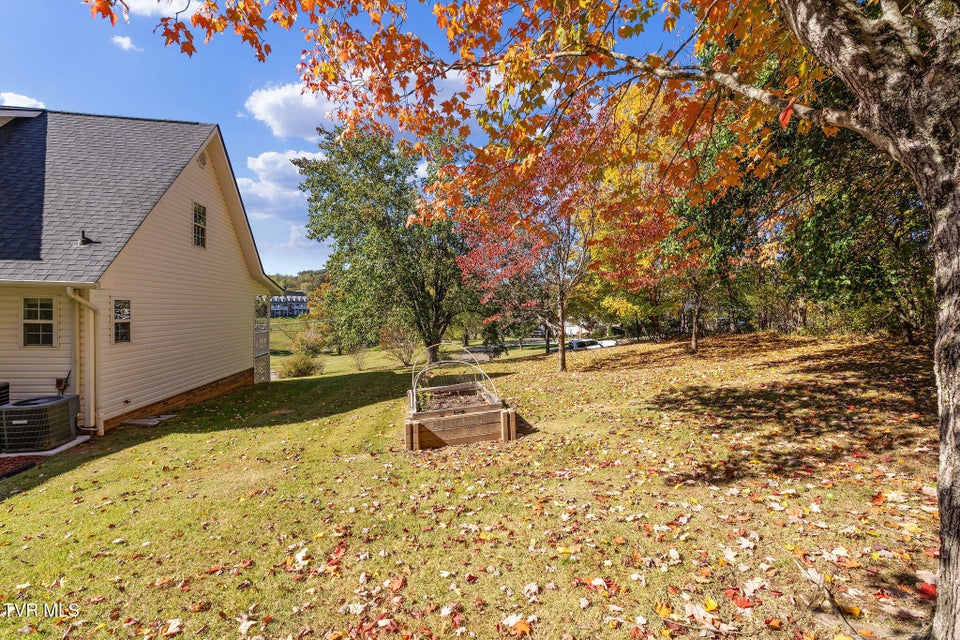 Photo #62: 101 Kings Mountain Drive