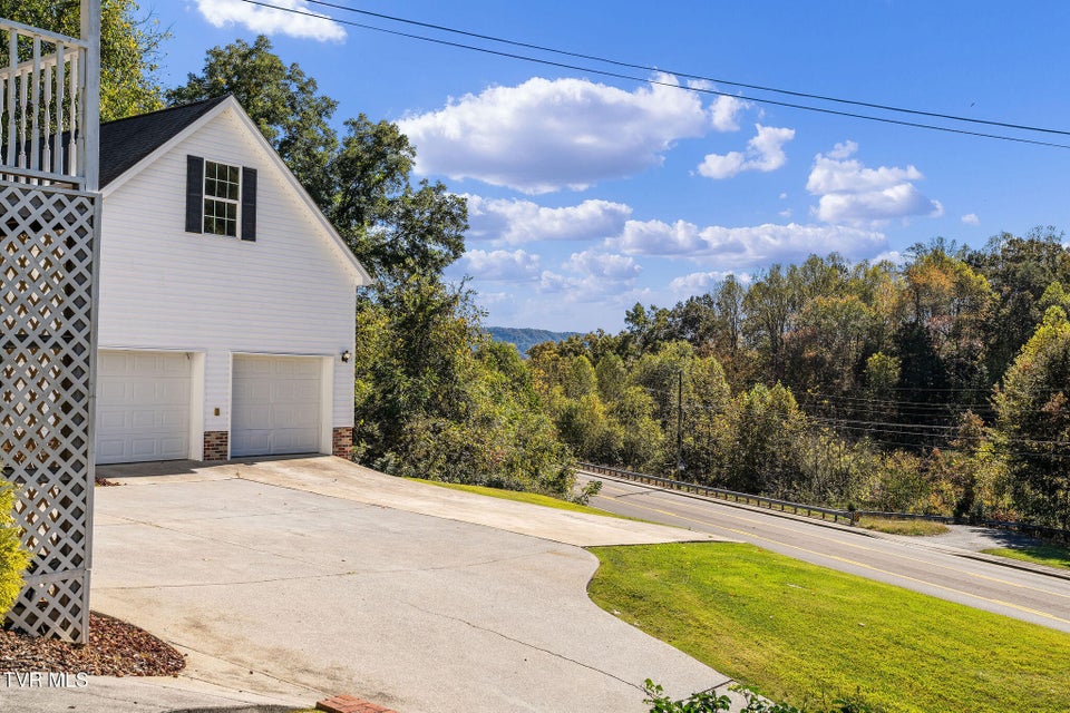 Photo #67: 101 Kings Mountain Drive