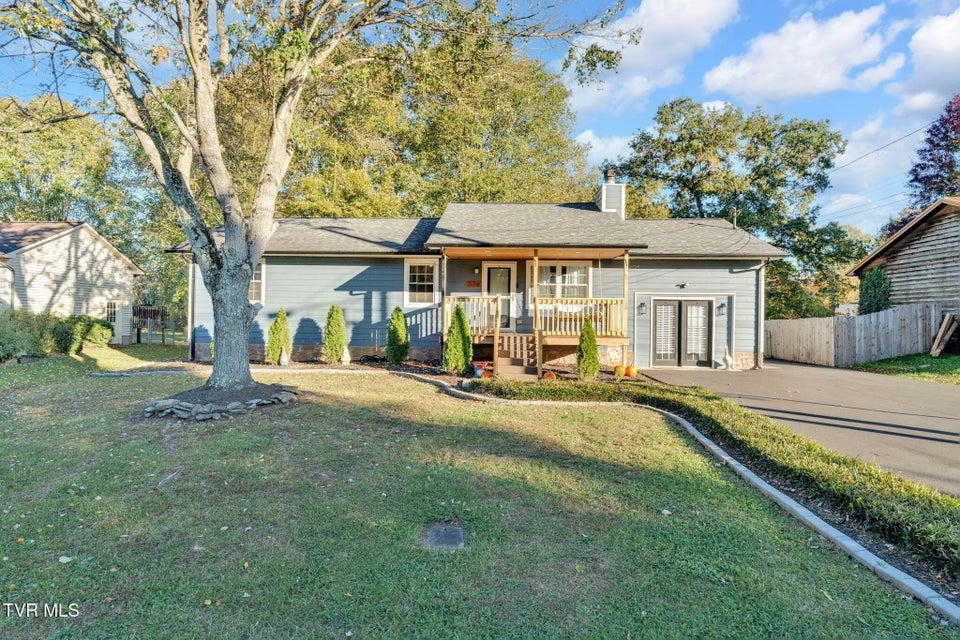 Photo #2: 116 Springview Drive