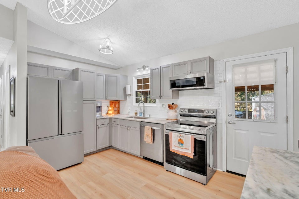 Photo #12: 116 Springview Drive