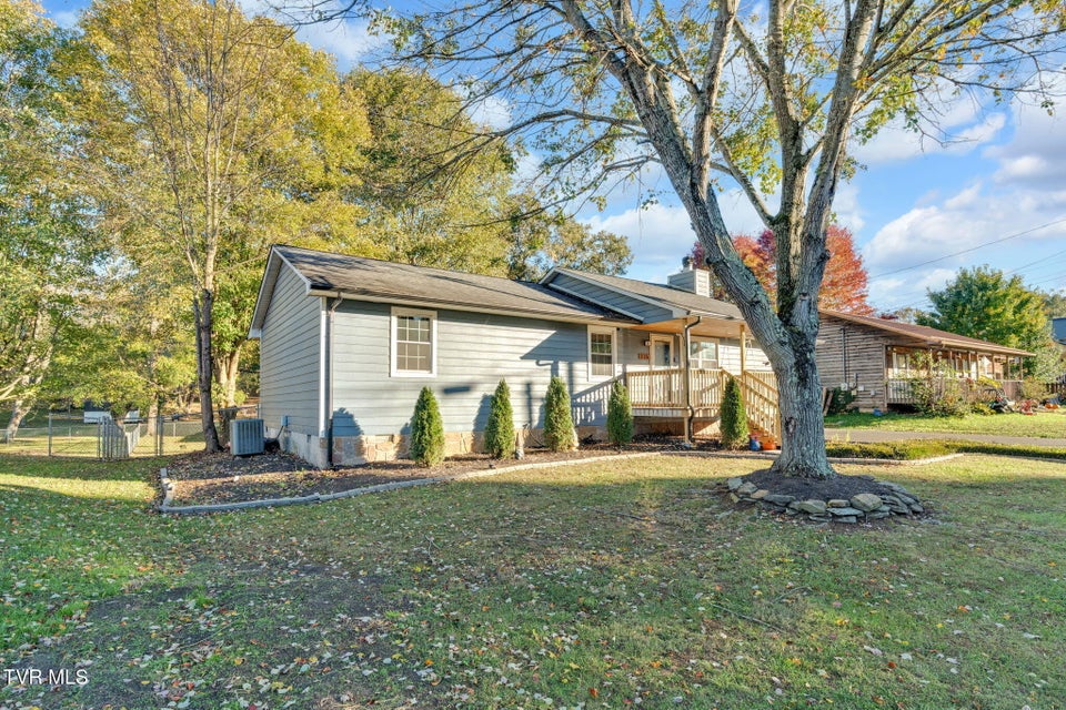 Photo #5: 116 Springview Drive