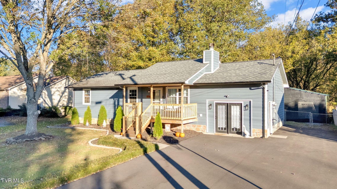 Photo #3: 116 Springview Drive