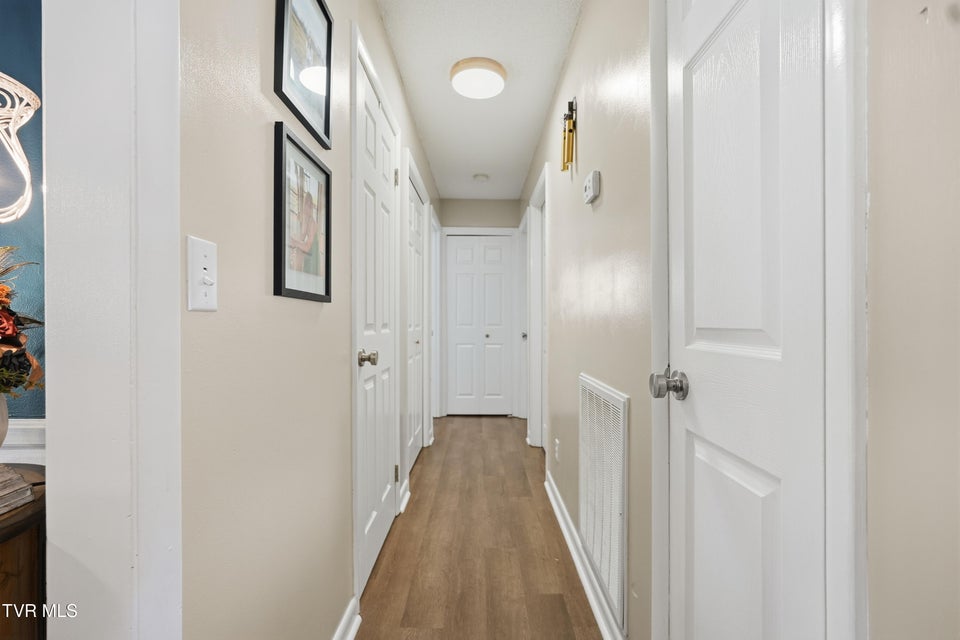 Photo #17: 333 Boone Lake Circle