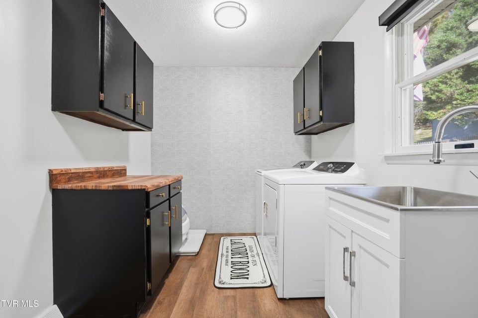 Photo #16: 333 Boone Lake Circle