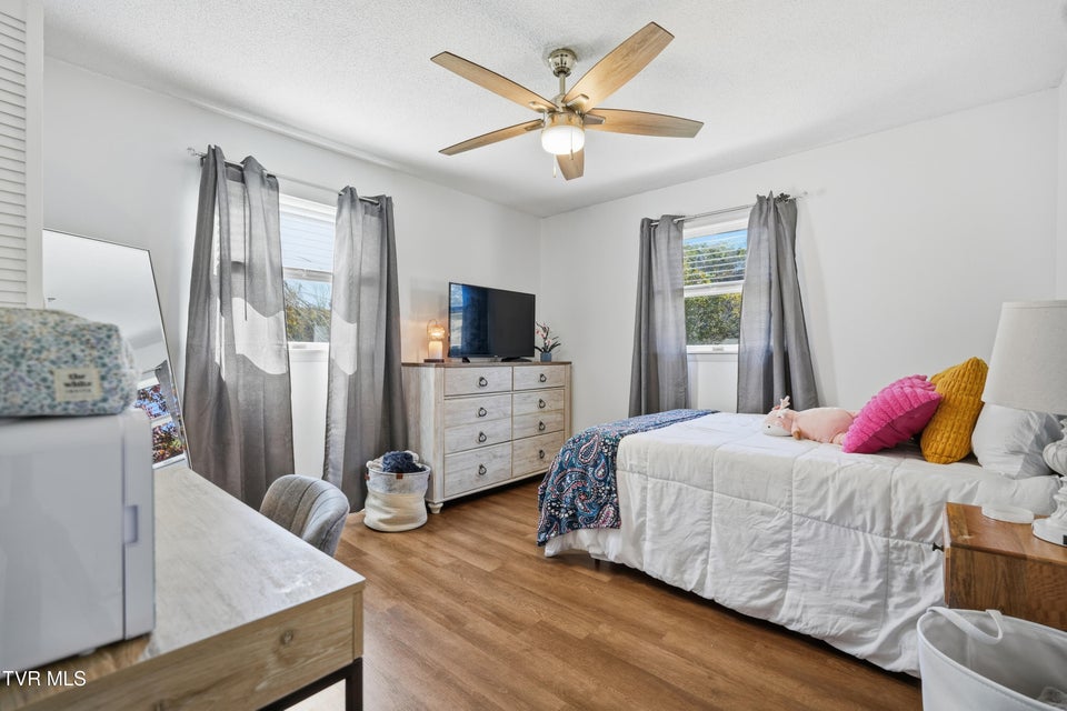 Photo #19: 333 Boone Lake Circle