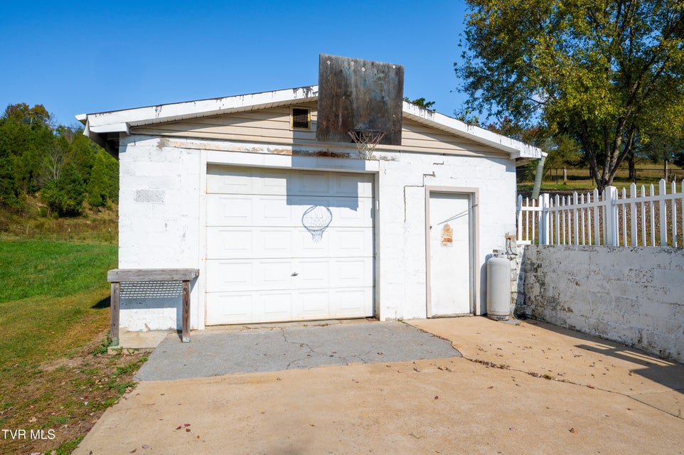 Photo #36: 143 Lazy Acres 