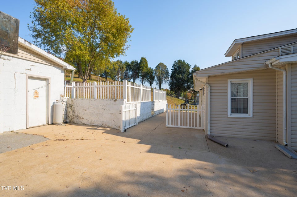 Photo #41: 143 Lazy Acres 