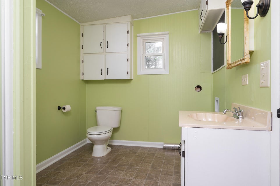 Photo #17: 143 Lazy Acres 