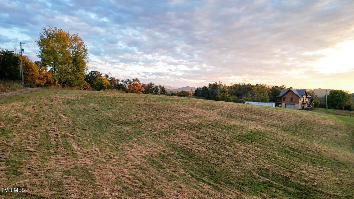 Photo #17: 1915 Shakerag Road