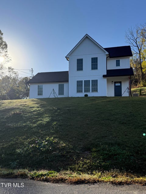 Photo #3: 104 Daniel Lane