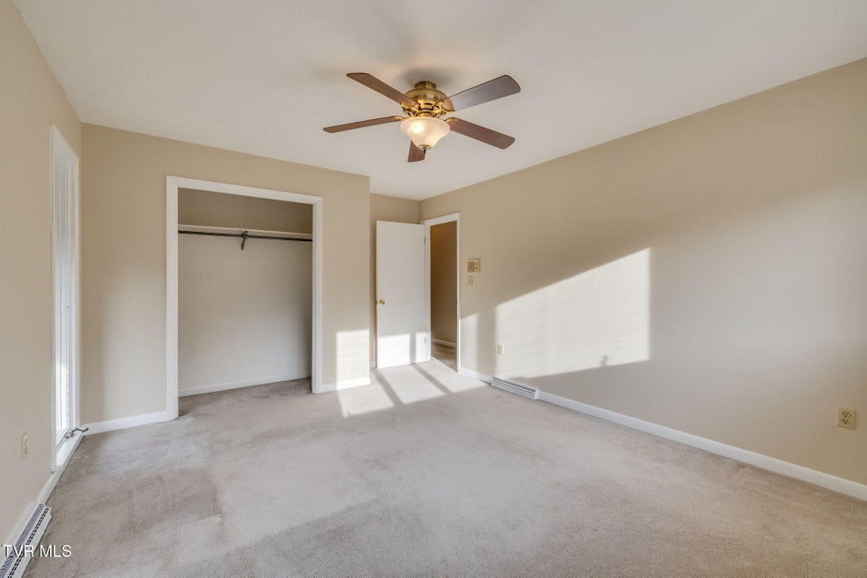 Photo #19: 206 Windmere Place