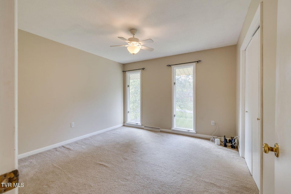 Photo #21: 206 Windmere Place