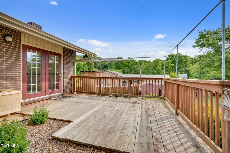 Photo #36: 206 Windmere Place