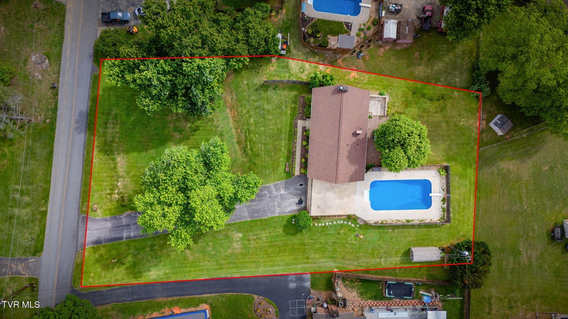 Photo #43: 206 Windmere Place